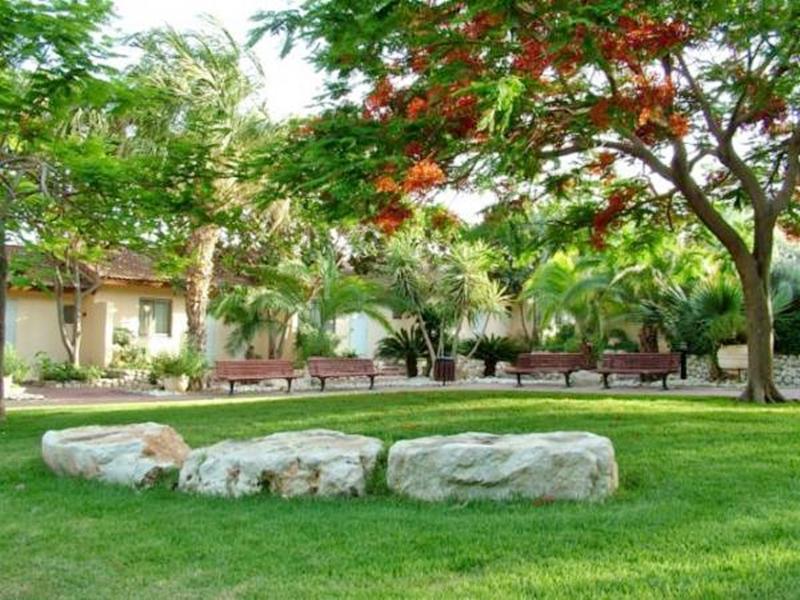 Almog Kibbutz Hotel Extérieur photo